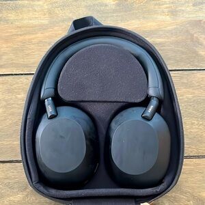 Sony - over the ear headphones!